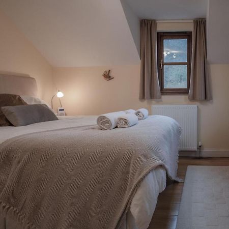 Llais Afon - 3 Bedroom Holiday Home - Фішгард Екстер'єр фото