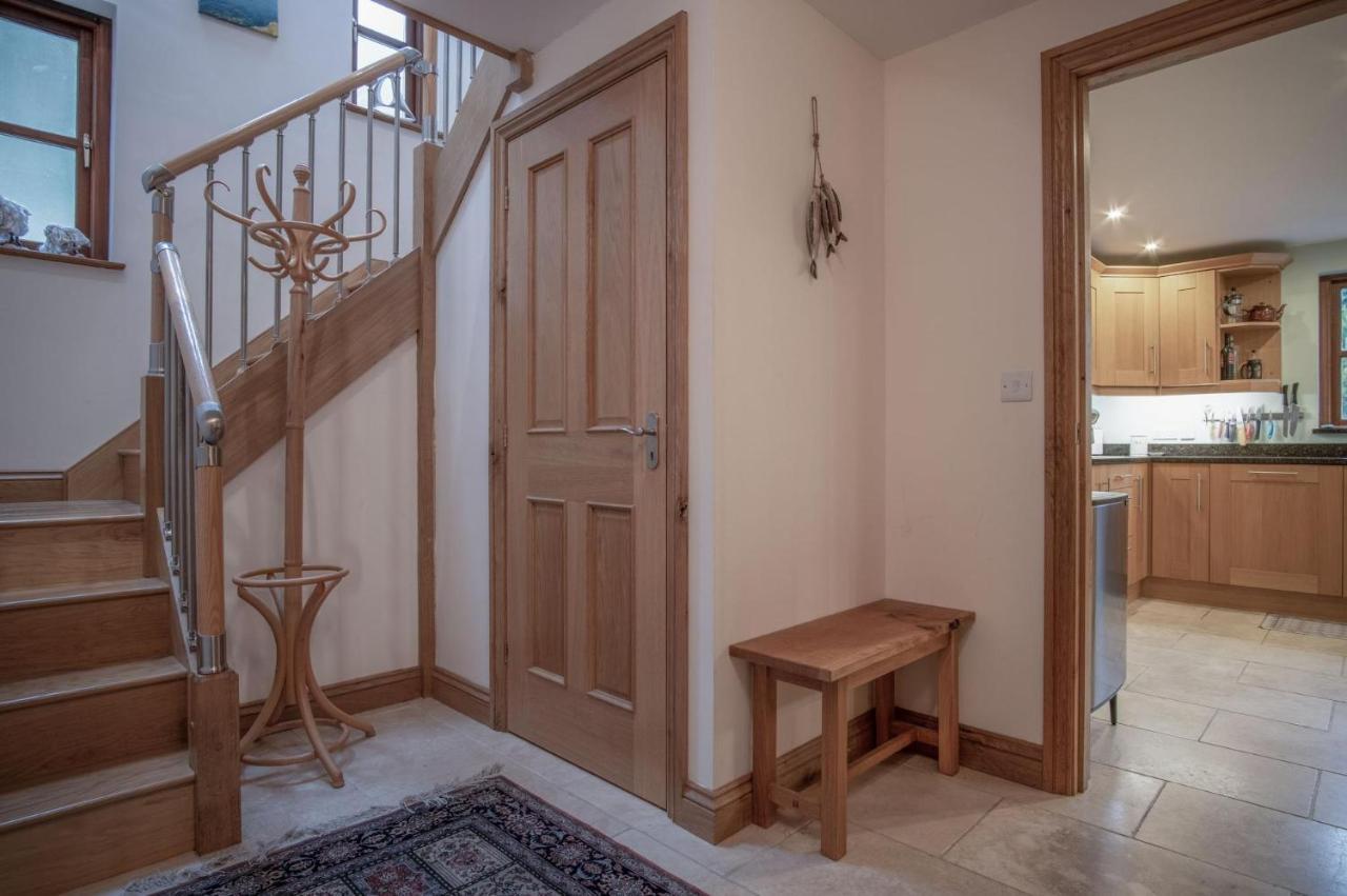 Llais Afon - 3 Bedroom Holiday Home - Фішгард Екстер'єр фото