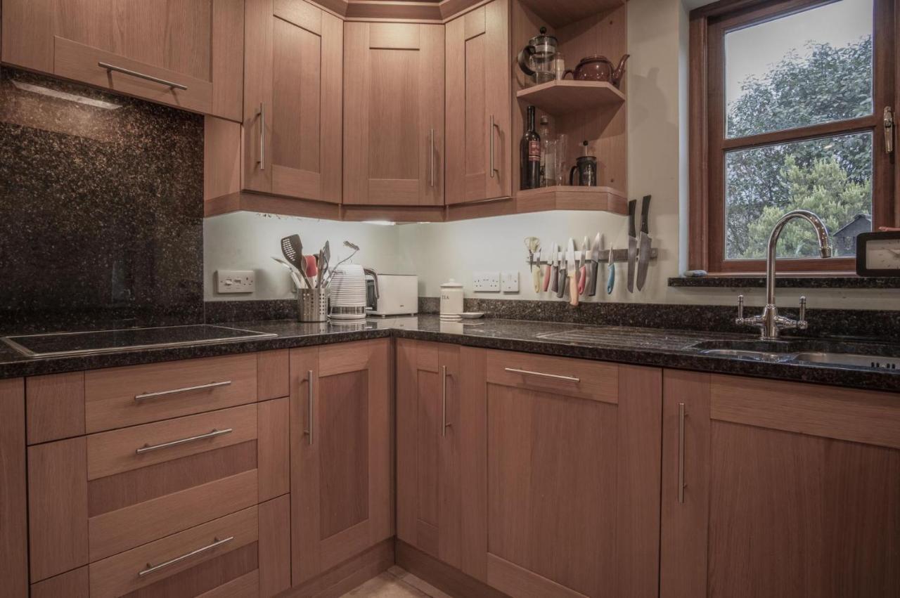 Llais Afon - 3 Bedroom Holiday Home - Фішгард Екстер'єр фото