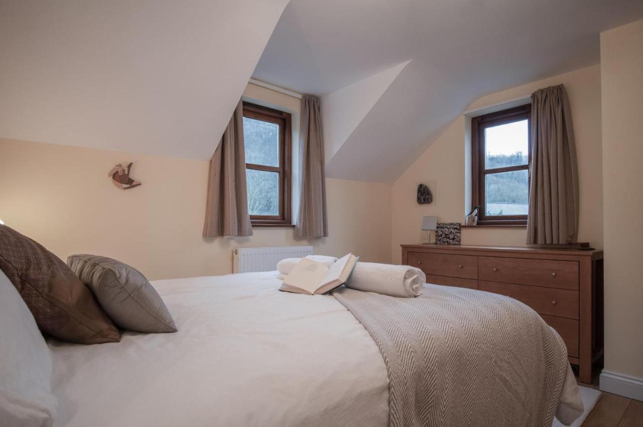 Llais Afon - 3 Bedroom Holiday Home - Фішгард Екстер'єр фото