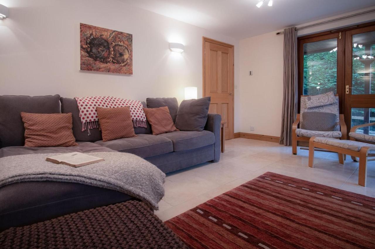 Llais Afon - 3 Bedroom Holiday Home - Фішгард Екстер'єр фото